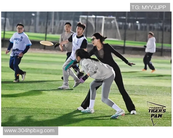 广州飞盘队反击战术解析与运动飞盘比赛策略研究